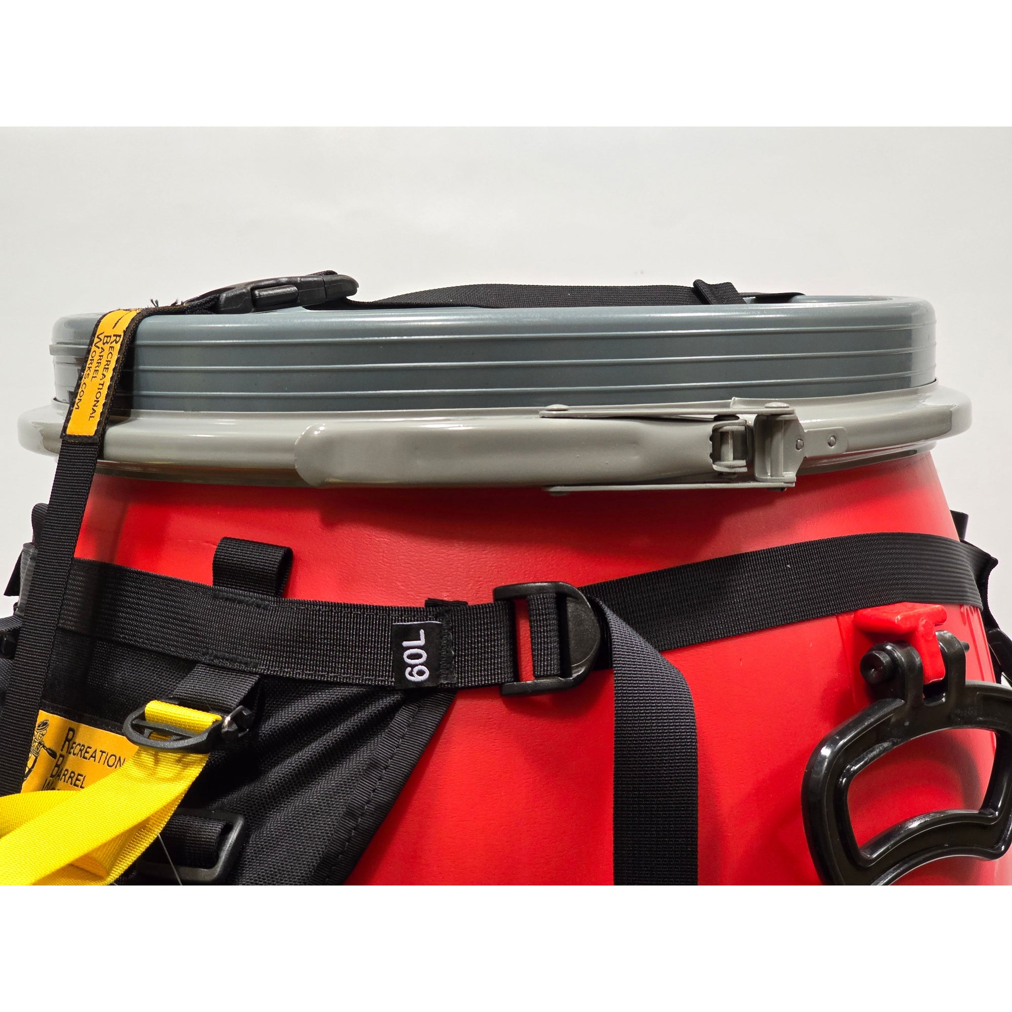 Recreational Barrel Works 60L Red Barrel and Expedition Harness Package