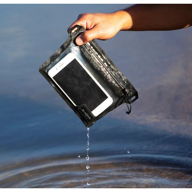 Nite Ize RunOff Waterproof Pocket