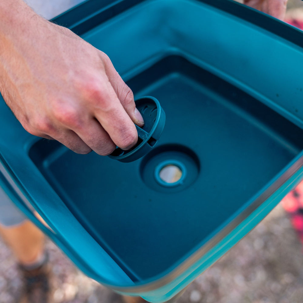 Adventure Ready Flat Pack Collapsible Sink 8L