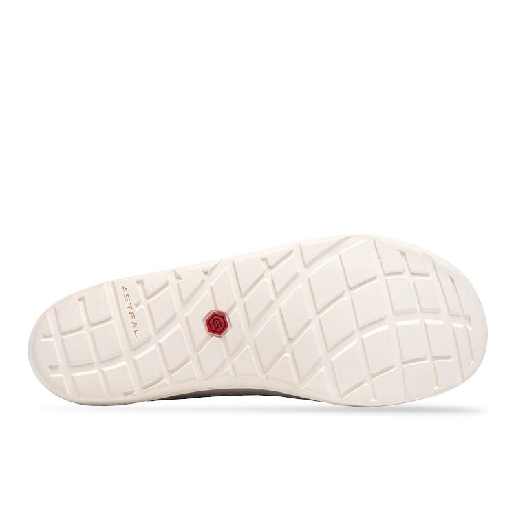 Astral Loyak - Women's