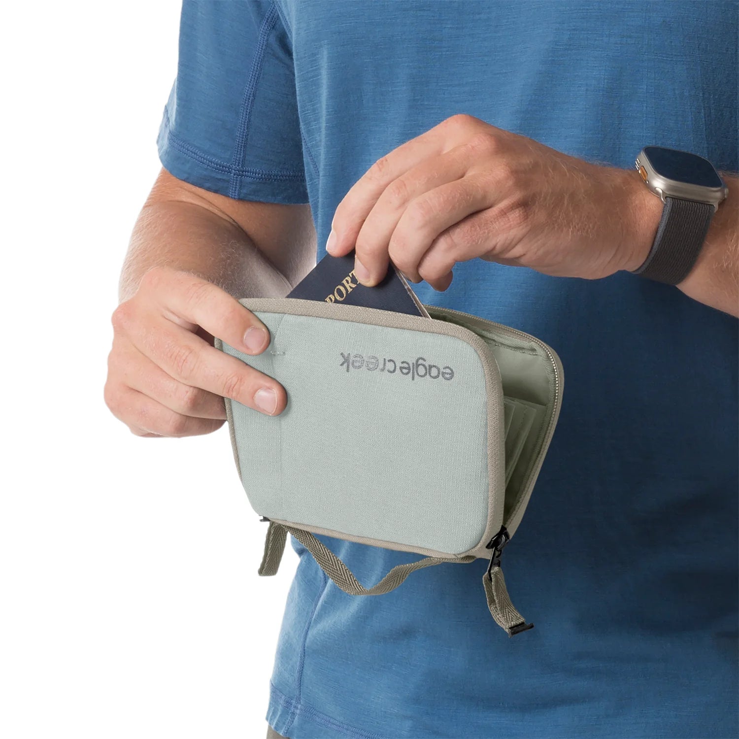 Eagle Creek Stash RFID Passport Wallet